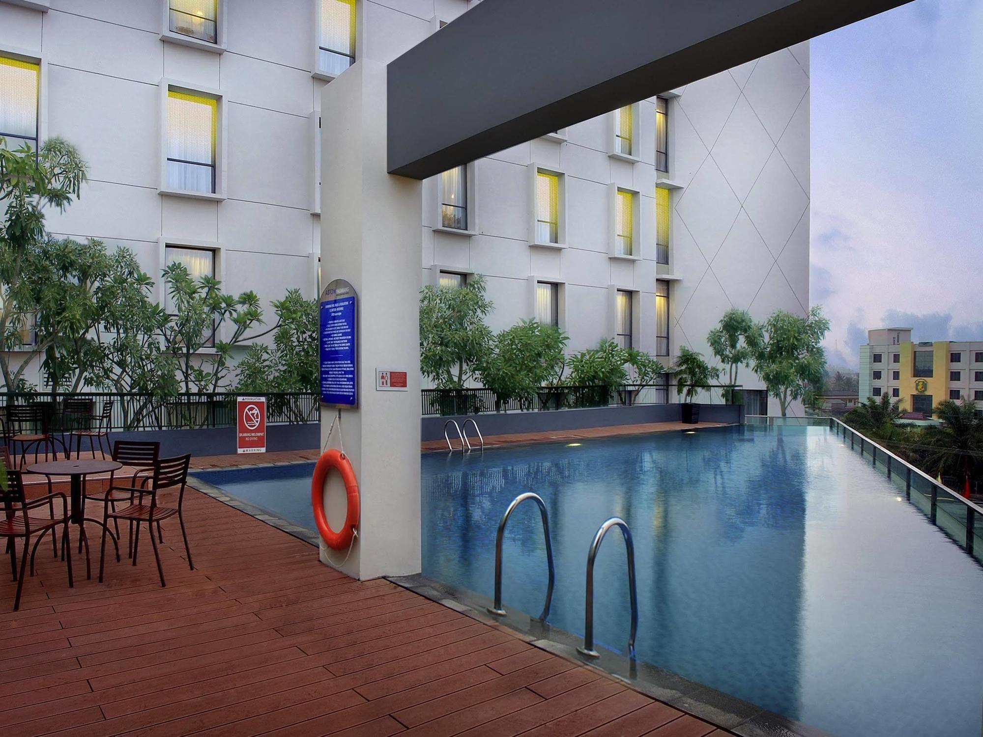 Aston Palembang Hotel & Conference Centre Extérieur photo