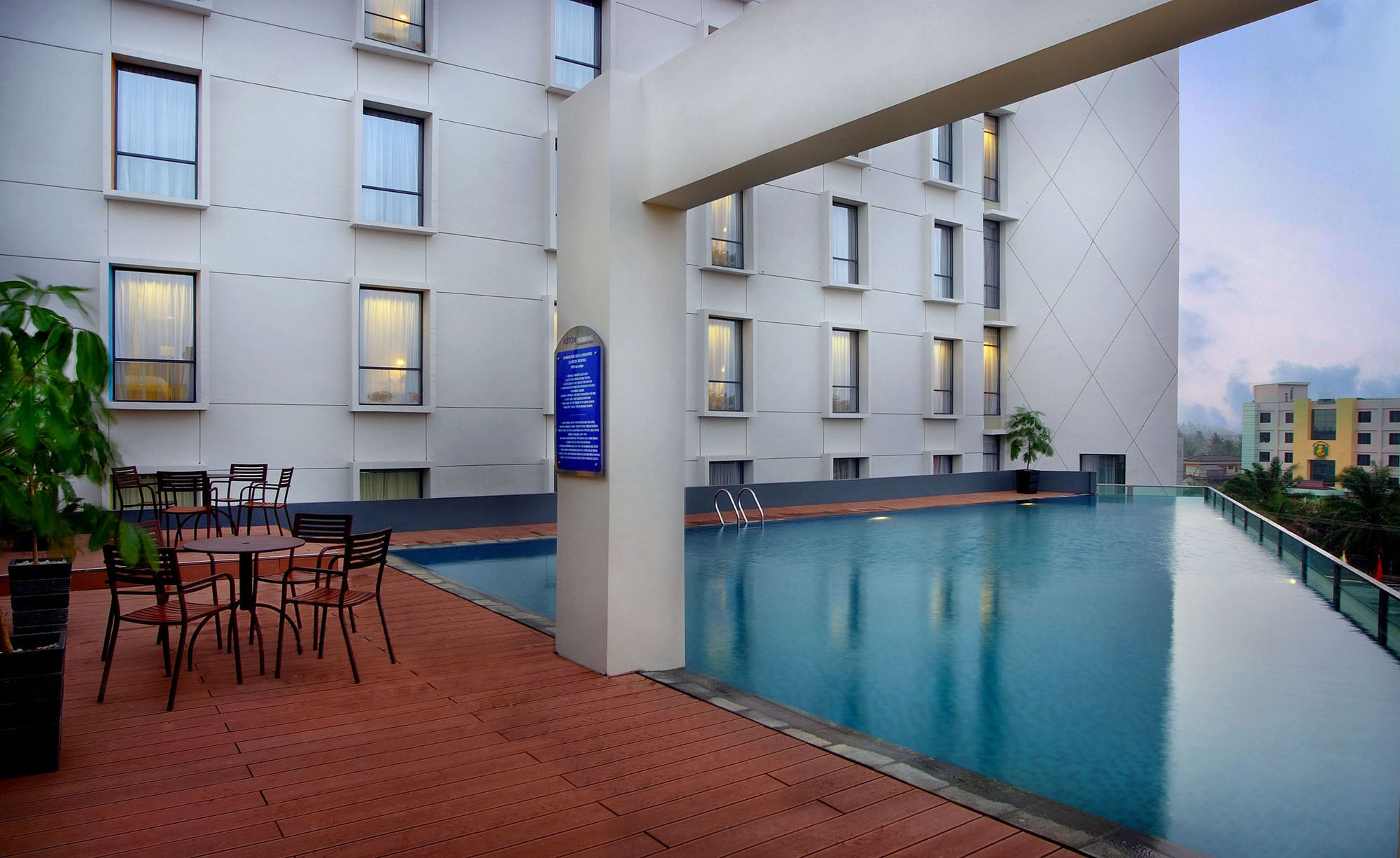 Aston Palembang Hotel & Conference Centre Extérieur photo